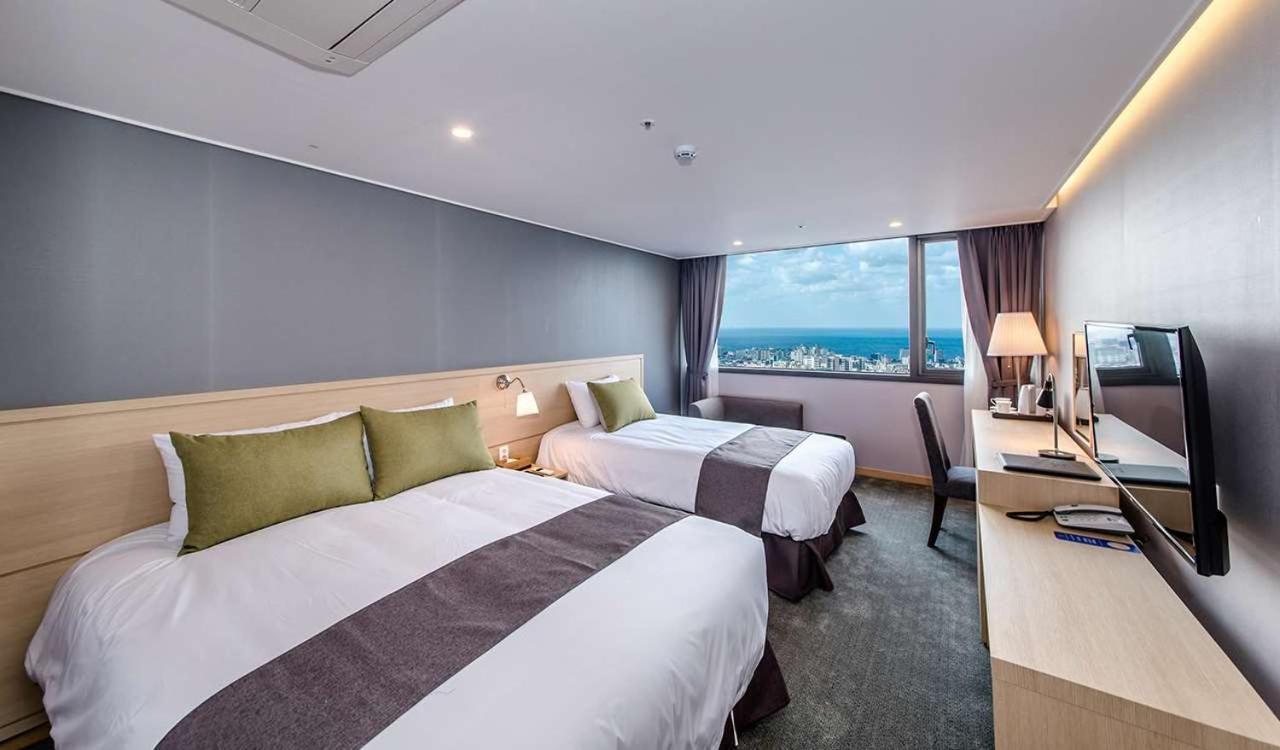 Shalom Hotel 4*