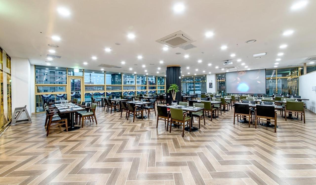 Shalom Hotel 4*